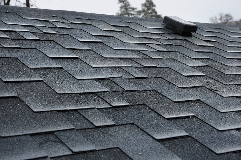 5 Benefits To Installing An Asphalt Roof